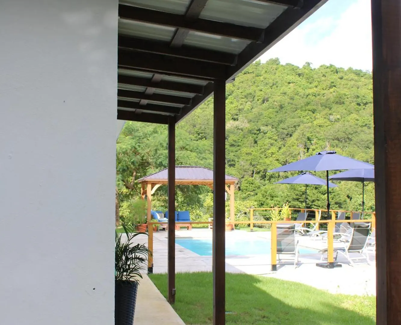 The Serene House Bed & Breakfast Luquillo